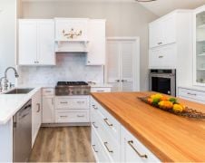 Cabinet Refacing vs. Refacing Plus: What’s the Difference?
