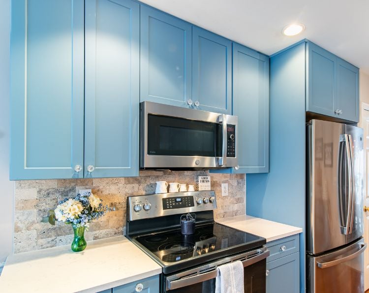 8.5.26 BlogTrending Cabinet Colors for 2026 - Large Image (5)