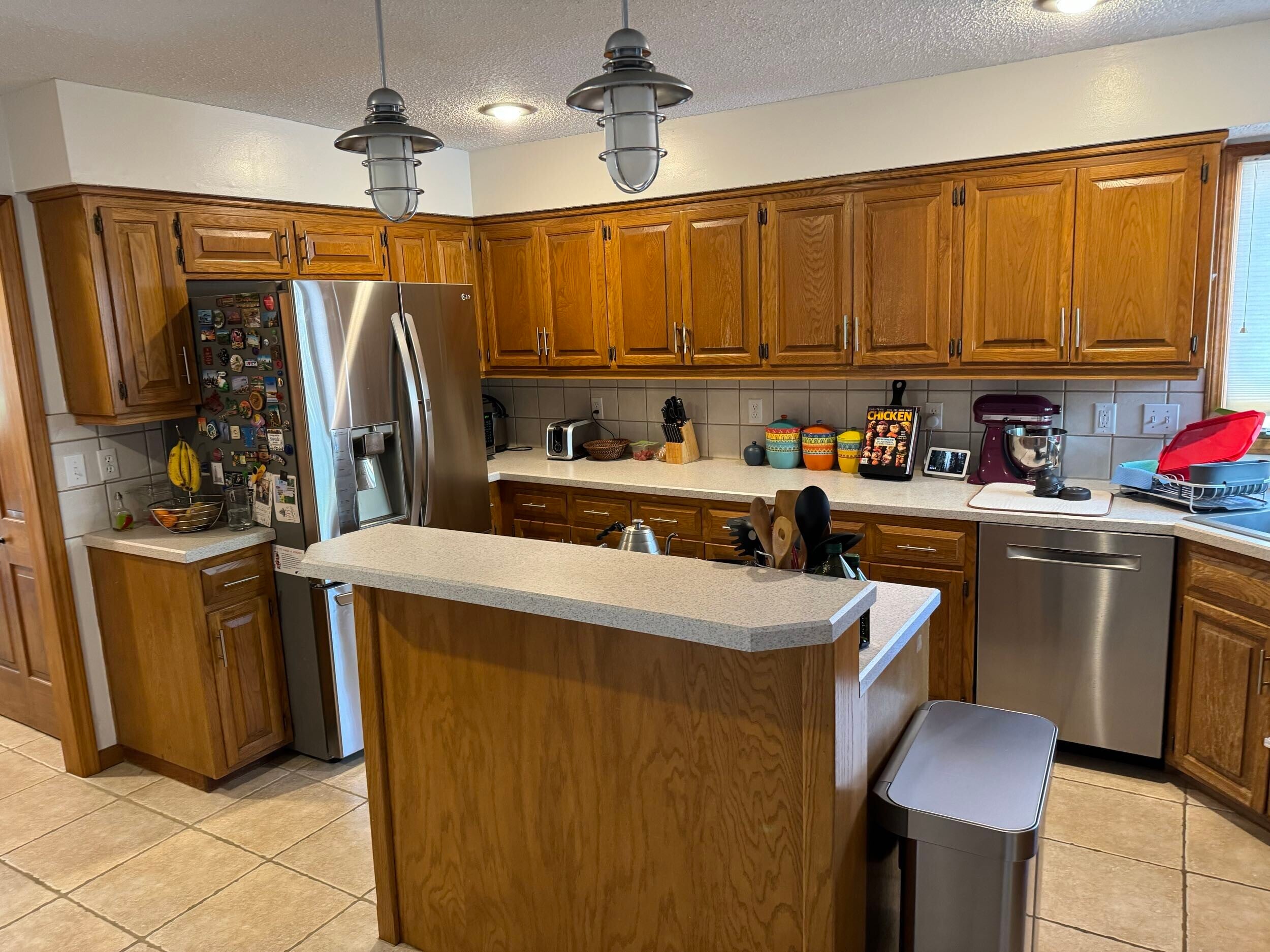 2024 5 24 Morrison Refacing Plus NC Shaker RTF Haze & Sage Flores Before