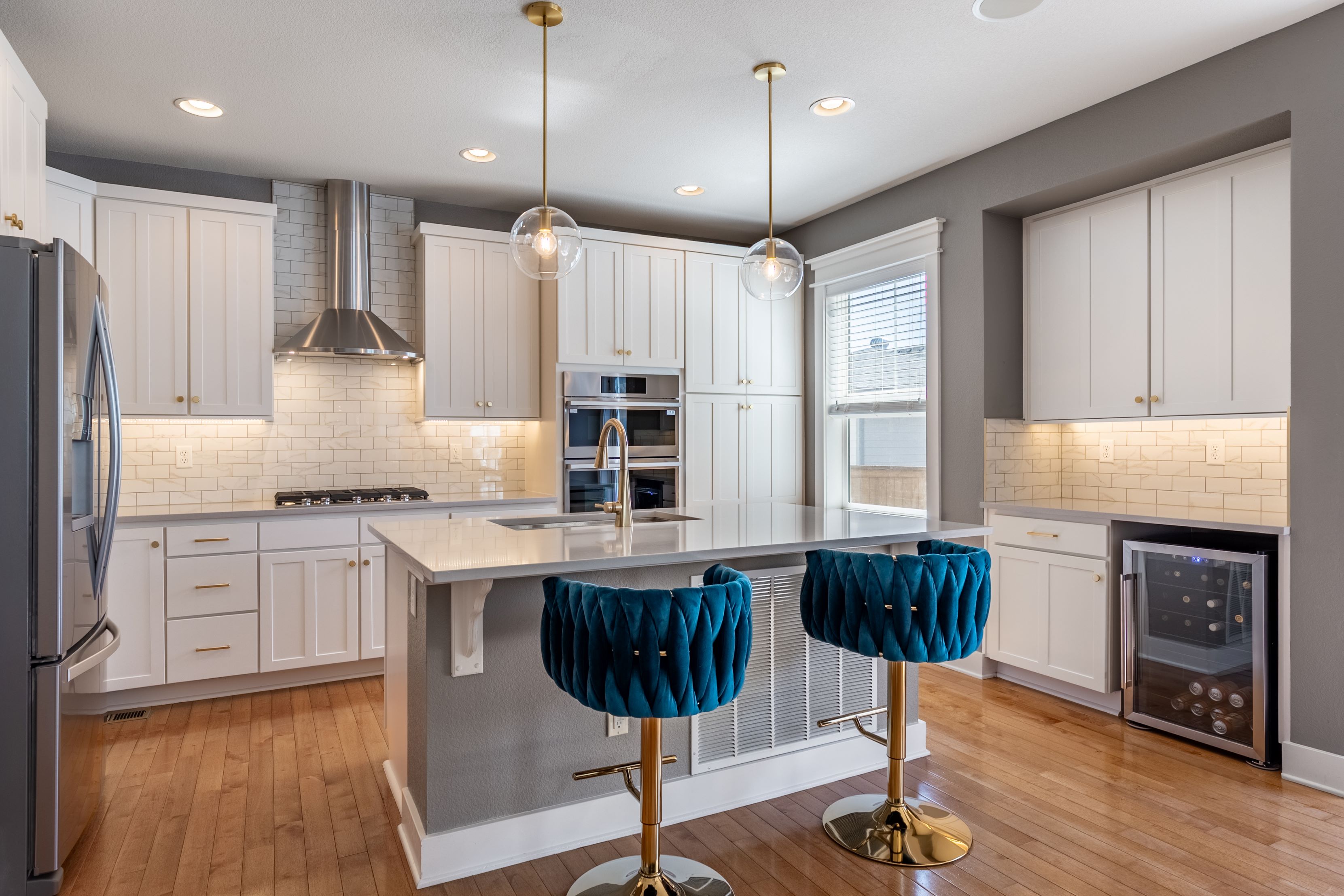 Cabinet Lighting1