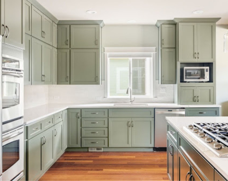 Replace or Reface? When a Kitchen Cabinet Replacement Is the Better Option