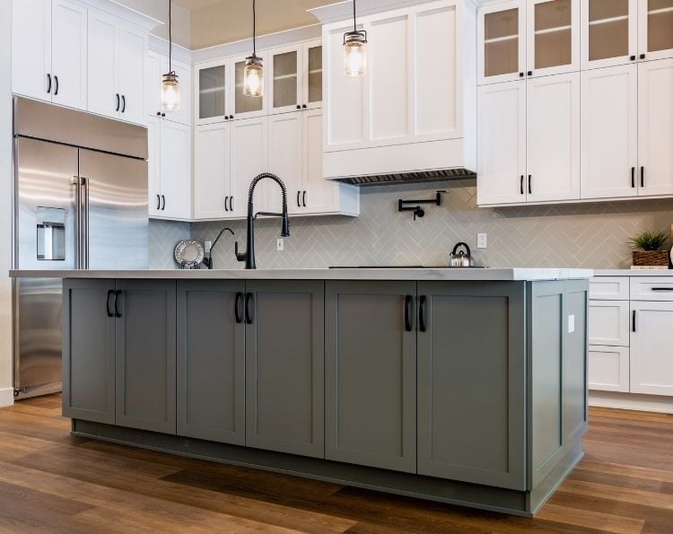 Smart Kitchen Storage Solutions & Cabinet Refacing in Tinley Park