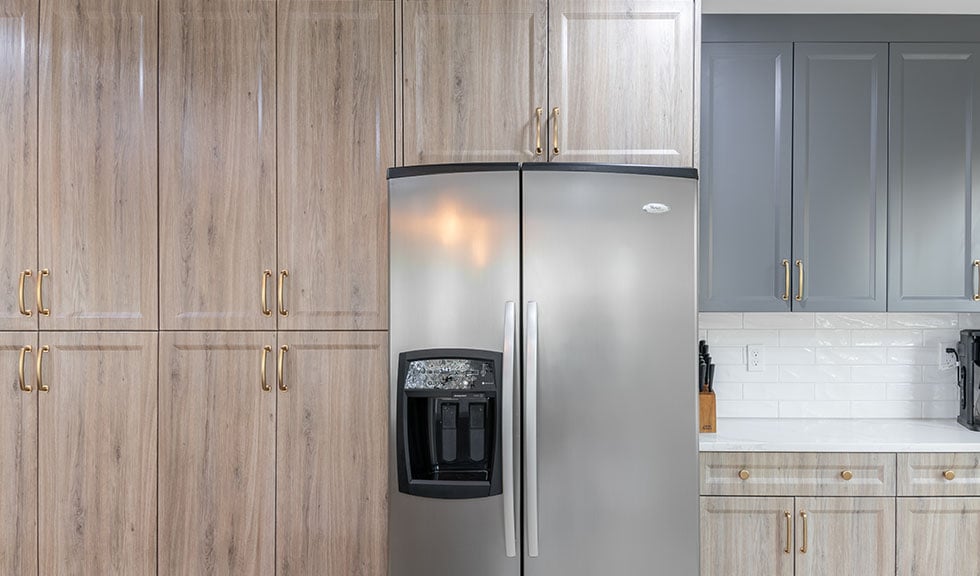 custom-rtf-cabinets-two-tone-kitchen-with-custom-pantry